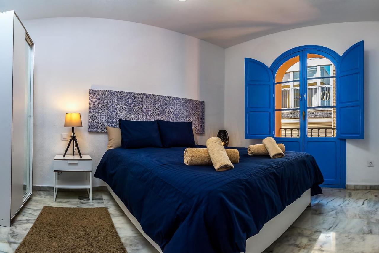 More Center Apartment Севилья Экстерьер фото