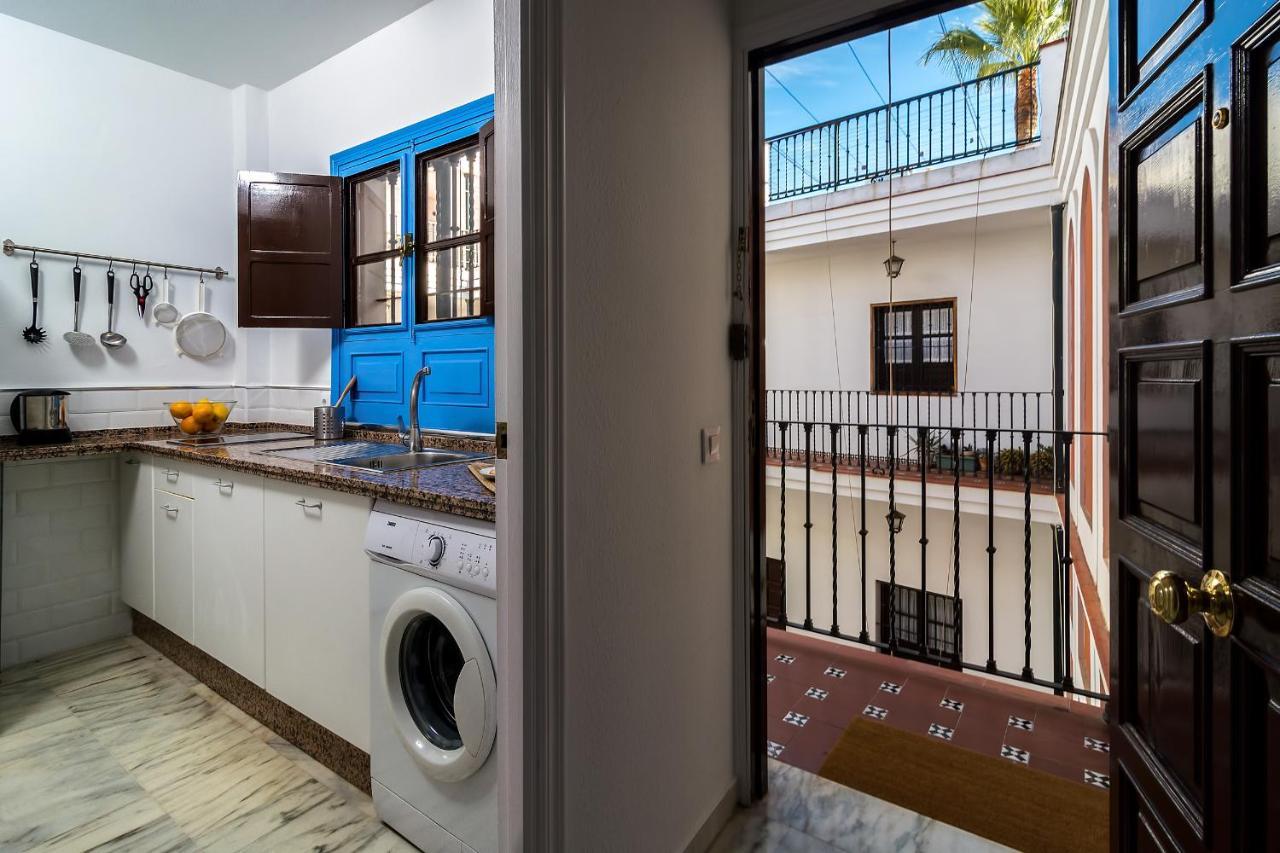 More Center Apartment Севилья Экстерьер фото