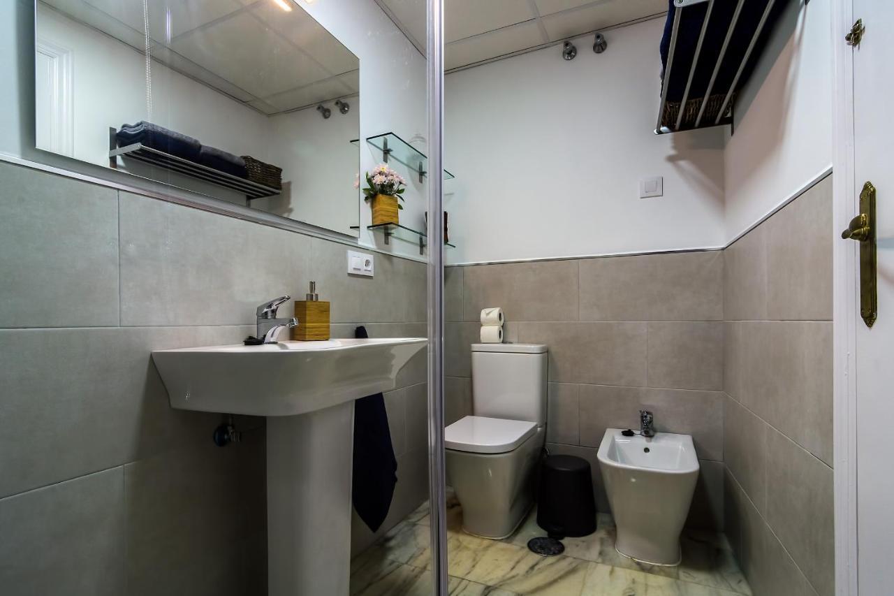 More Center Apartment Севилья Экстерьер фото