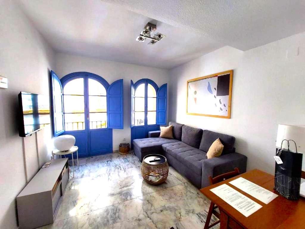 More Center Apartment Севилья Экстерьер фото